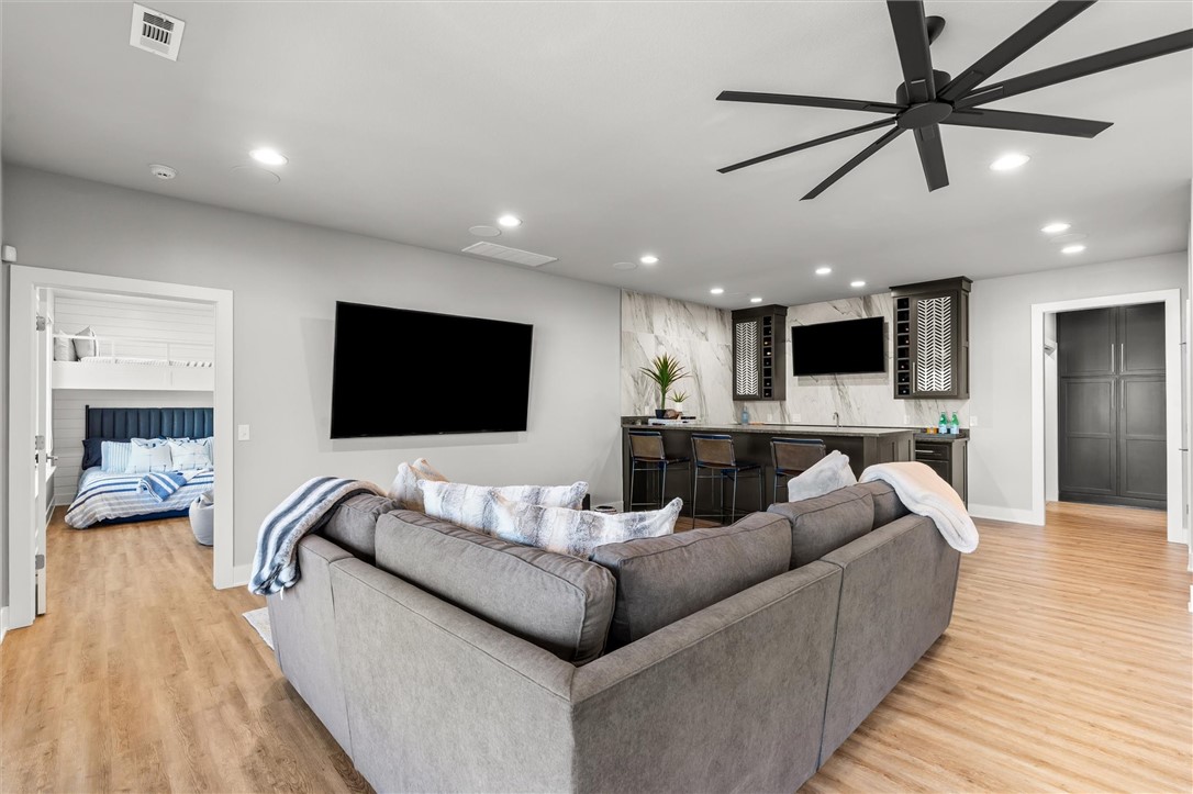 Grassy Knob - Residential