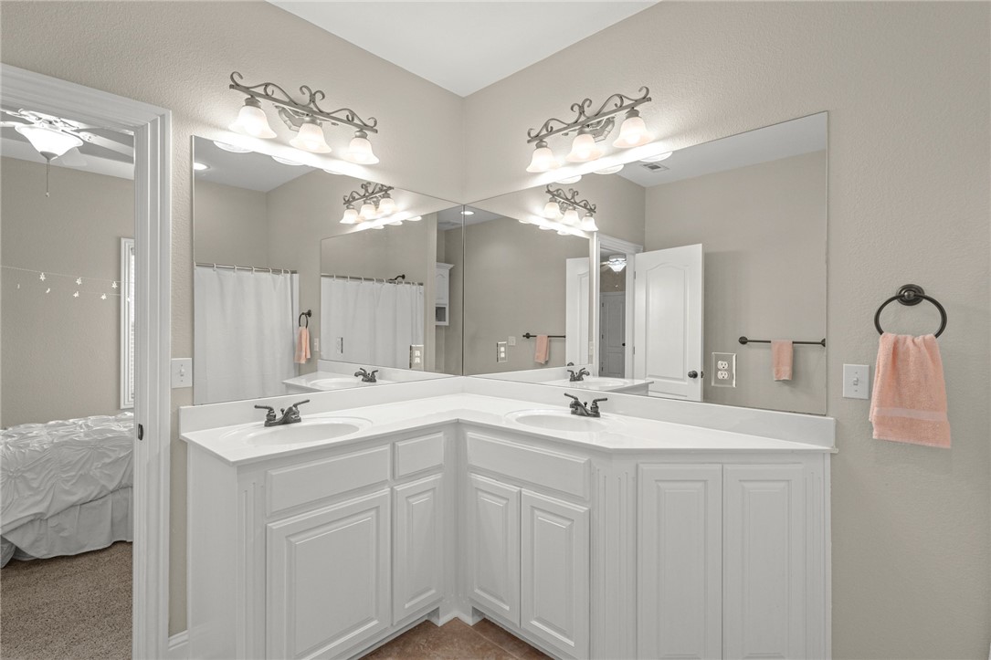 Shadow Valley Ph 1 Rogers - Residential