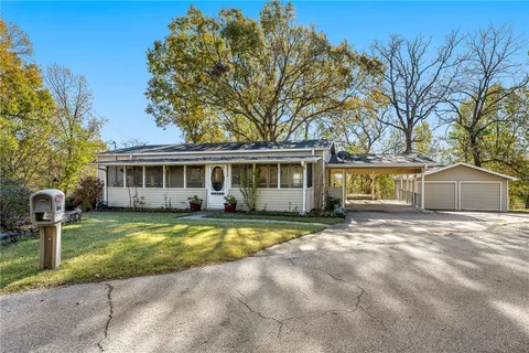 MLS: 1300678