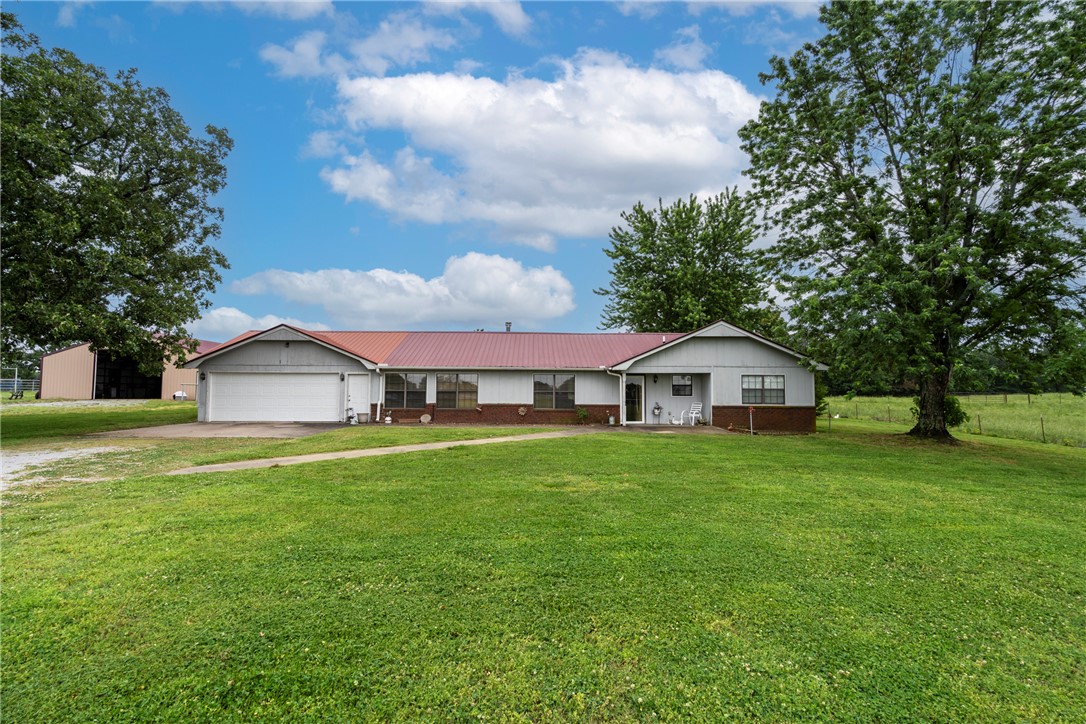 Photo 1 of 50 — 568 S 10 Highway, Kansas, OK 74347