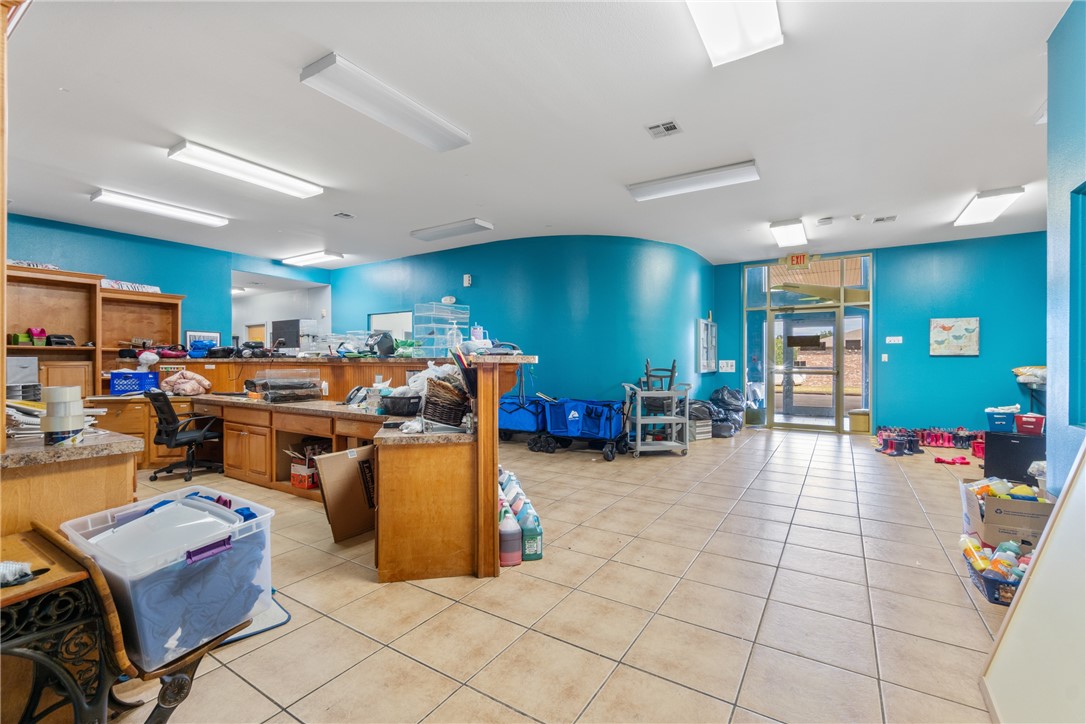 VILLAGE SQUARE-GENTRY - Commercial Lease