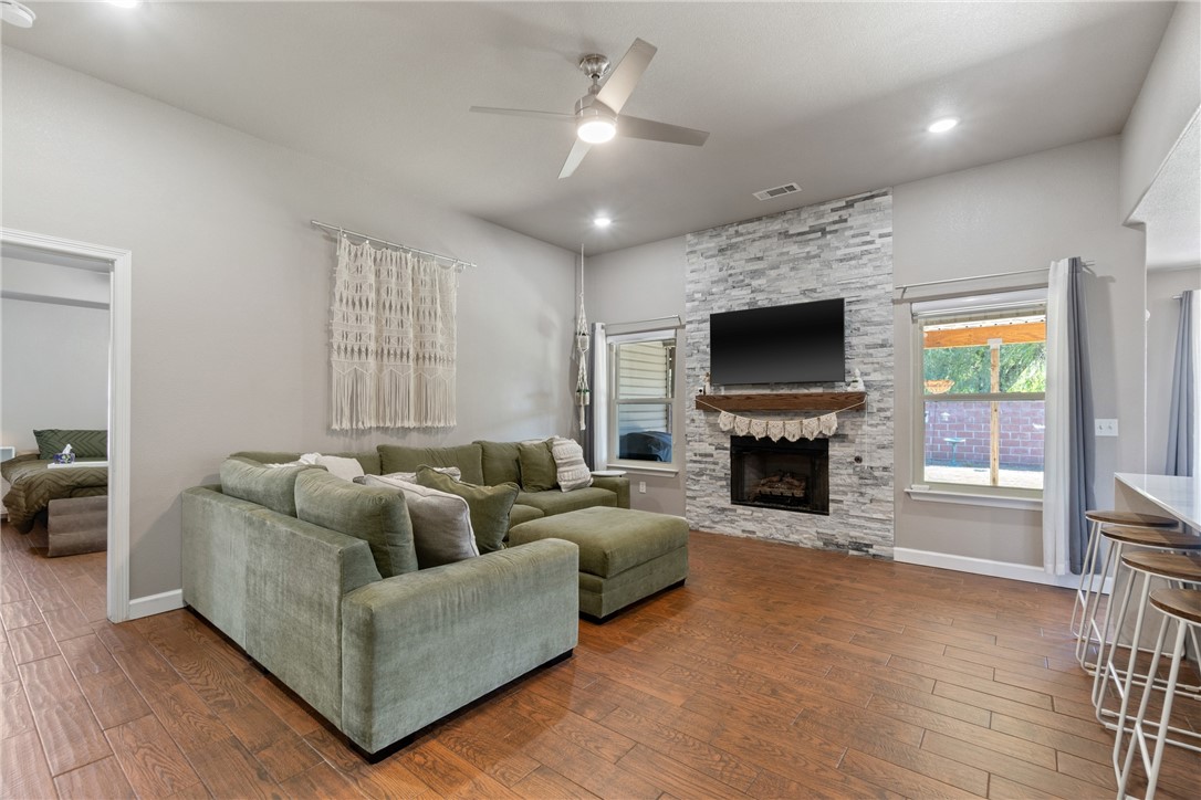 Lake Bentonville Sub Bentonvil - Residential