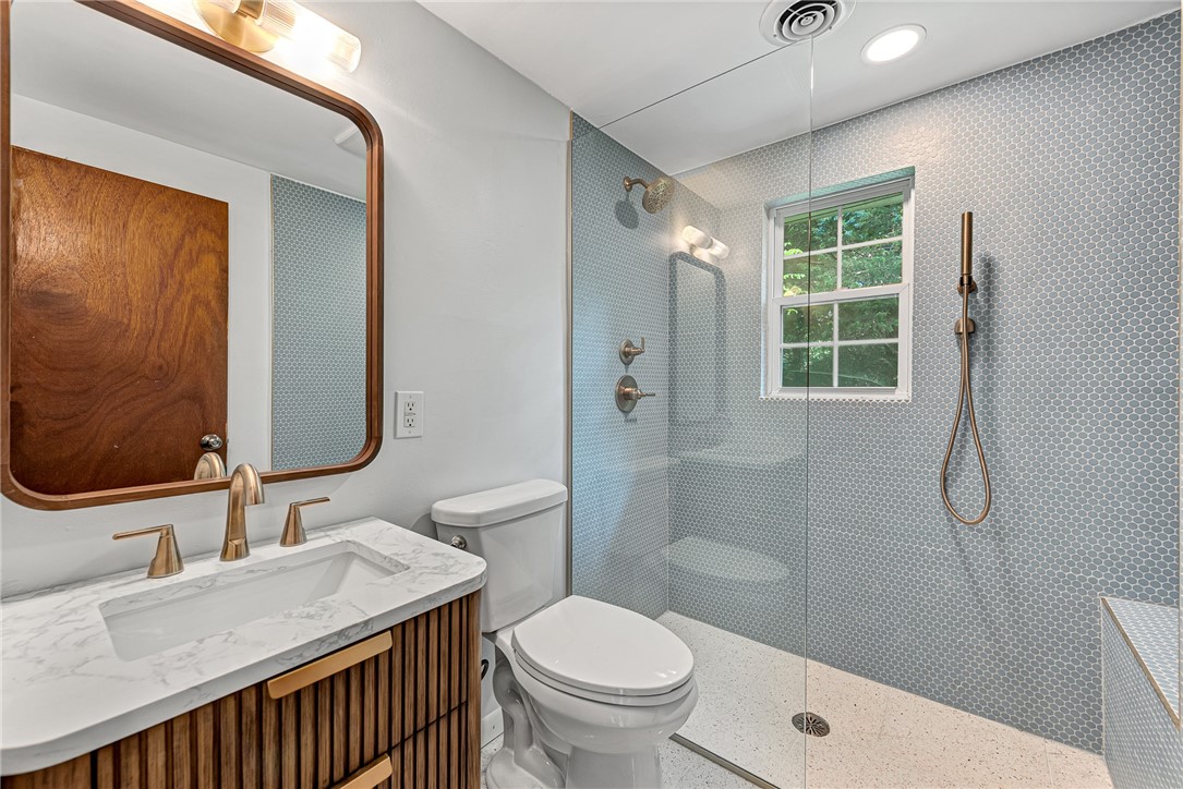 This cute, mildly renovated home is one you don't want to miss. This 2 bedroom, 1 bathroom is located with easy access to most of what Fayetteville has to offer. Blocks away from the UofA, Lewis Park, shopping, local restaurants, Hwy 49 and the opportunity zone. Situated at the end of a dead end street and surrounded by mature trees make it seem like you are not in the city. This home sits on a fairly good sized lot with plenty of space between you and your few neighbors. Schedule your showing today. Agent owned.