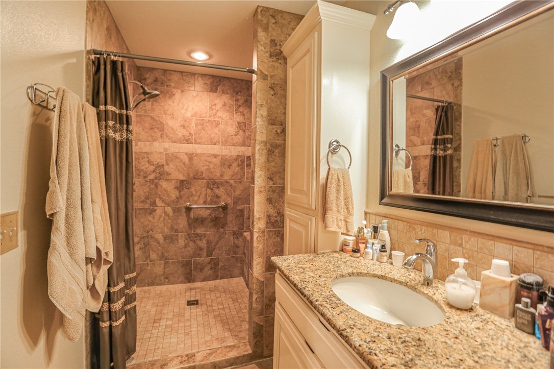 Weston Hills Sub Ph I Cave Spgs - Residential