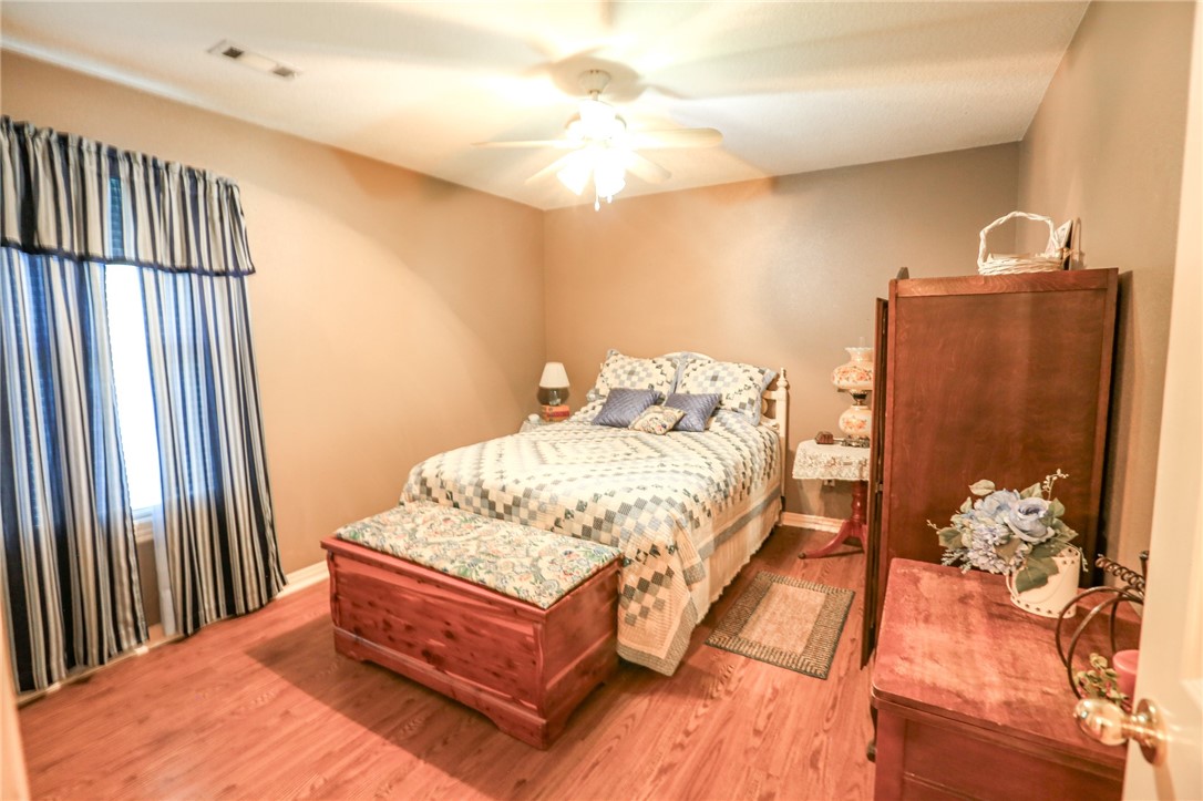 Weston Hills Sub Ph I Cave Spgs - Residential