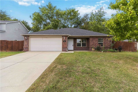 Photo of 1562 Sango Street, Springdale, AR 72764 (MLS # 1365248)