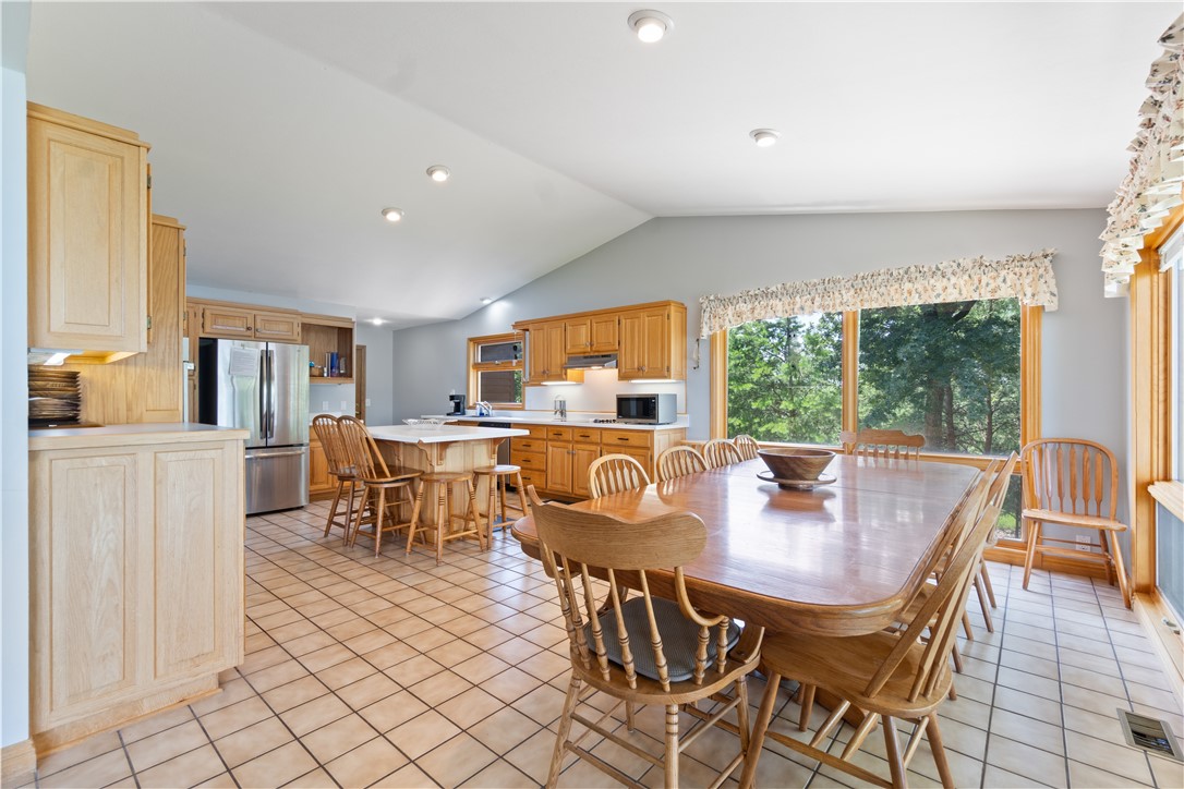 Point Mirage - Residential