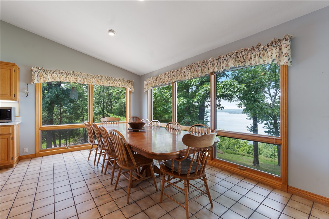 Point Mirage - Residential