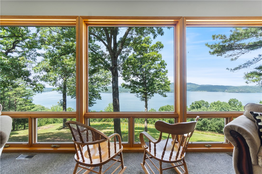 Point Mirage - Residential