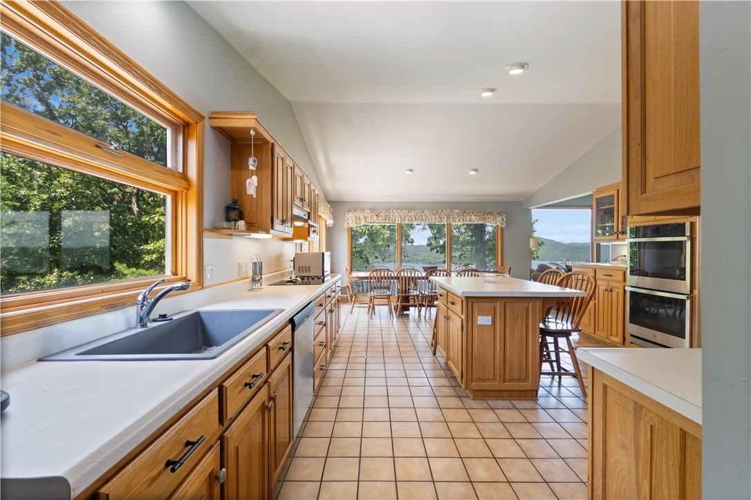Point Mirage - Residential
