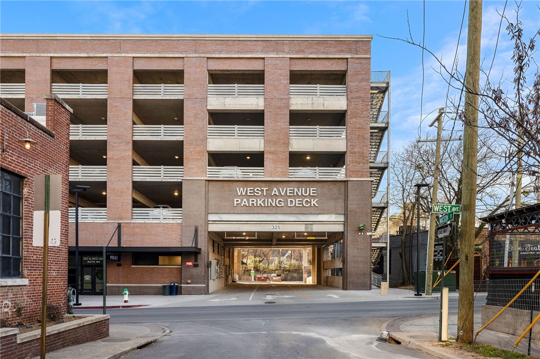Downtown - Commercial Lease