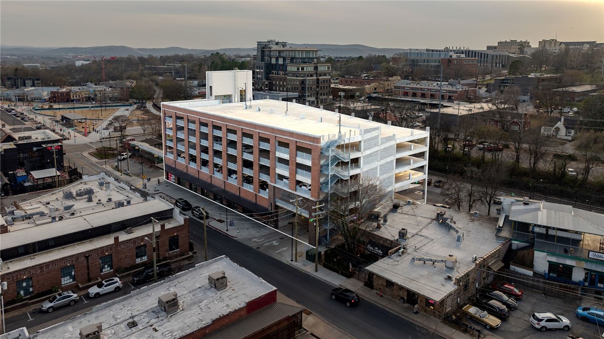 Downtown - Commercial Lease