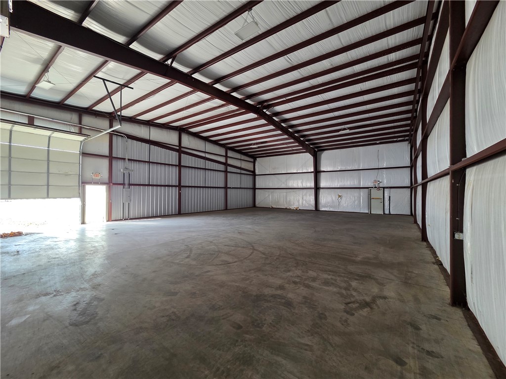 Kc Sub Ph I - Commercial Lease