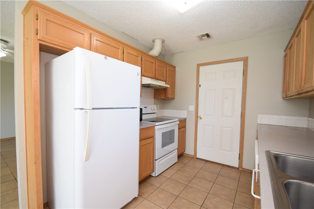 Burnett Add S/D - Residential Lease