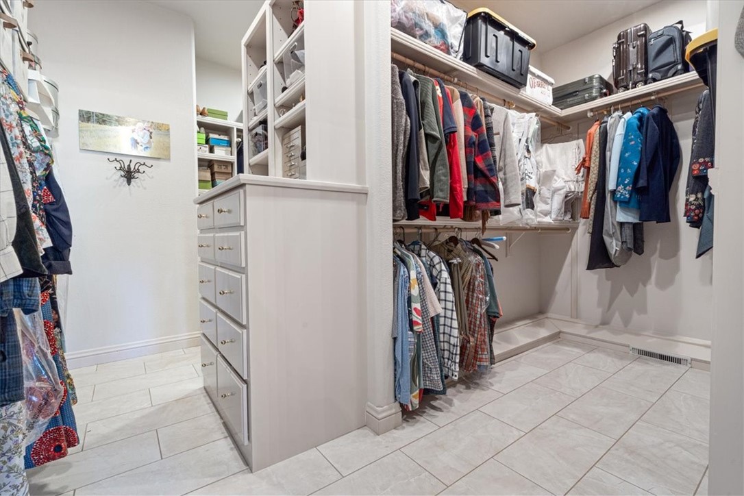 Cannich Sub Bvv - Residential