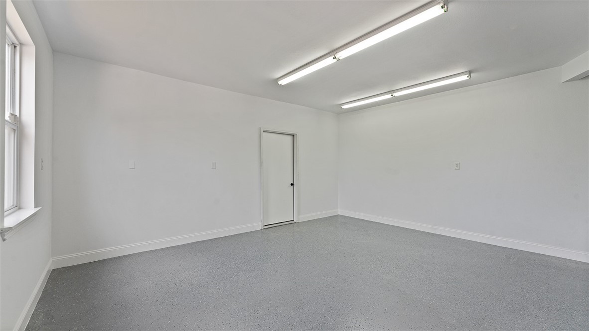 08-19-32 Rural - Residential