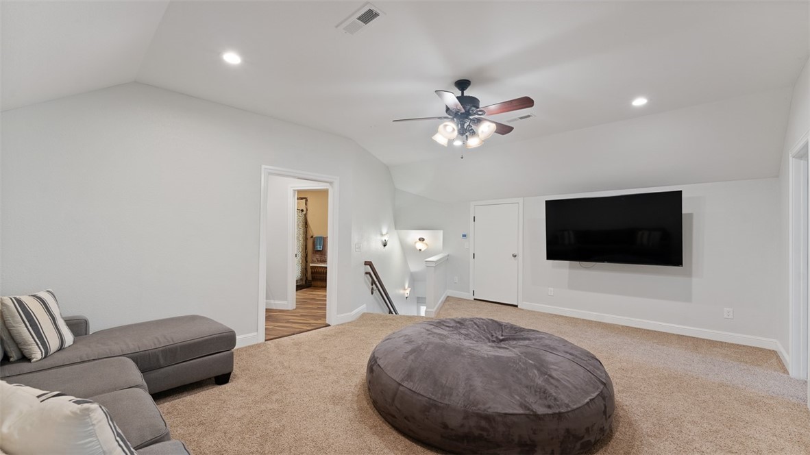 08-19-32 Rural - Residential