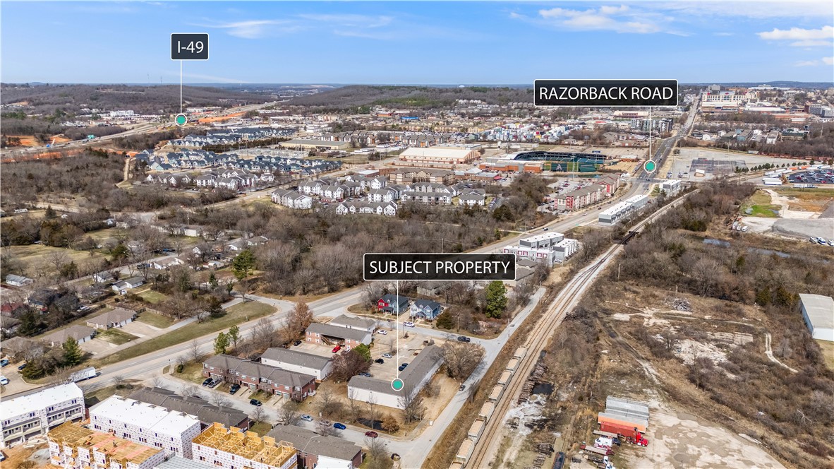 Rock On Razorback Condos Hpr - Residential Income