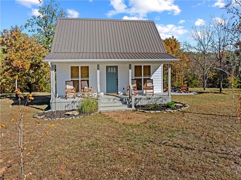 Photo of 5703 Marion County 5004, Valley Springs, AR 72682 (MLS # 1342094)