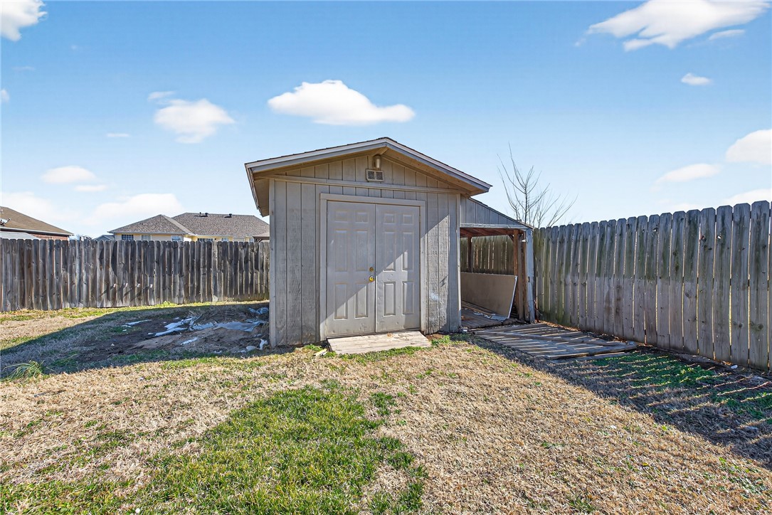 Standing Oaks Sub Blk Ii Pea Ridge - Residential Lease