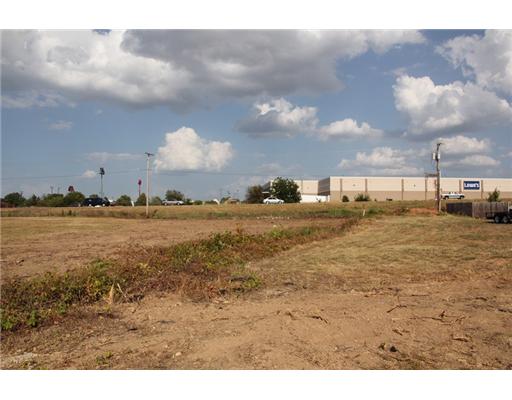 Last small lot on Moberly Lane with I-540 and Moberly Lane frontage. Great location for any automobile related business as it is down the street from all dealerships.