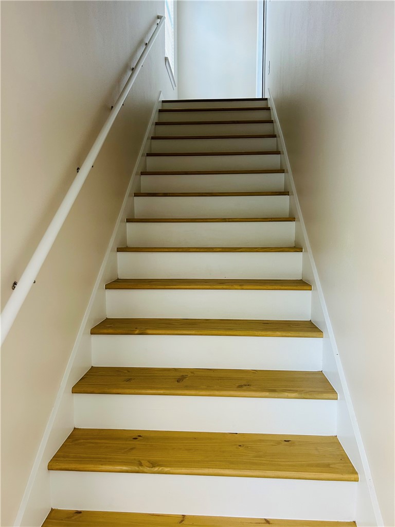 Holcombs Second - Residential Lease