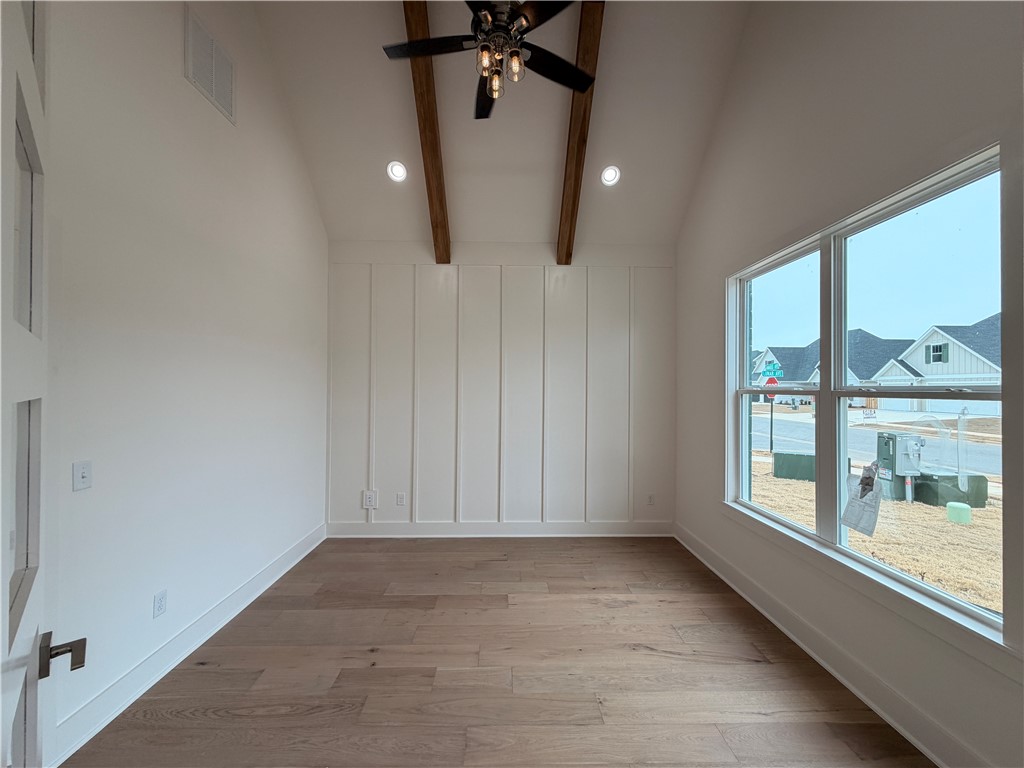 Crescent View - Residential