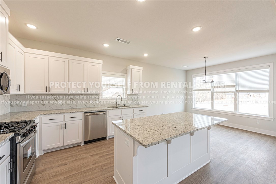 Woodridge Sub Ph Iii & Iv - Residential Lease