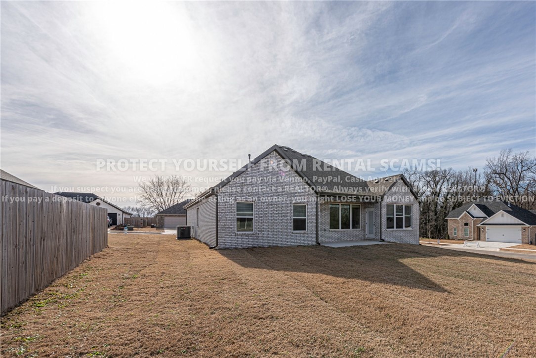 Woodridge Sub Ph Iii & Iv - Residential Lease