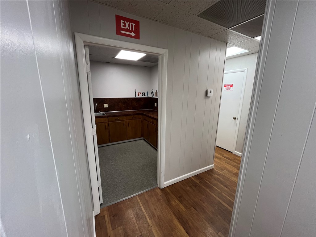 3-16-30 FAYETTEVILLE OUTLOTS - Commercial Lease