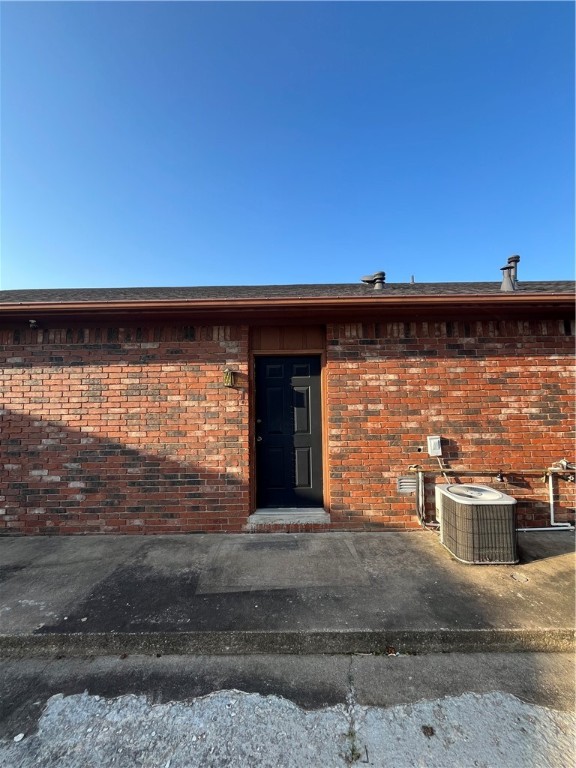 3-16-30 FAYETTEVILLE OUTLOTS - Commercial Lease