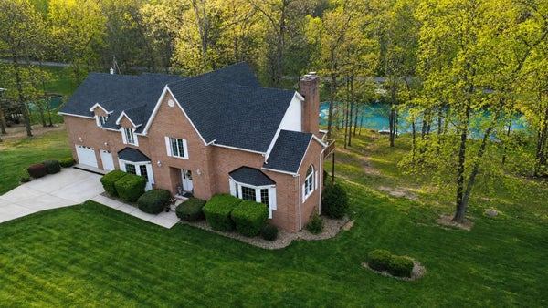 738 PINECREST DR, HUNTINGTON, WV 25705 - Image 3ca1262392fa4dff5408e0fc31e8d49c/2346707765