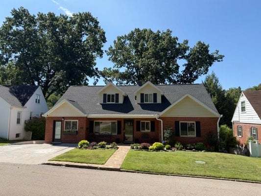 63 OAKWOOD RD, HUNTINGTON, WV 25701 - Image 4ad096ea2ee4e955c192f0ffbcd5f5a3/3286998424
