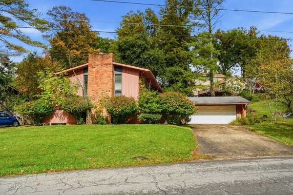 ADDRESS PRIVATE, HUNTINGTON, WV  - Image 8541d2d649d6bcfd08f783fdf987fd76/1655680395