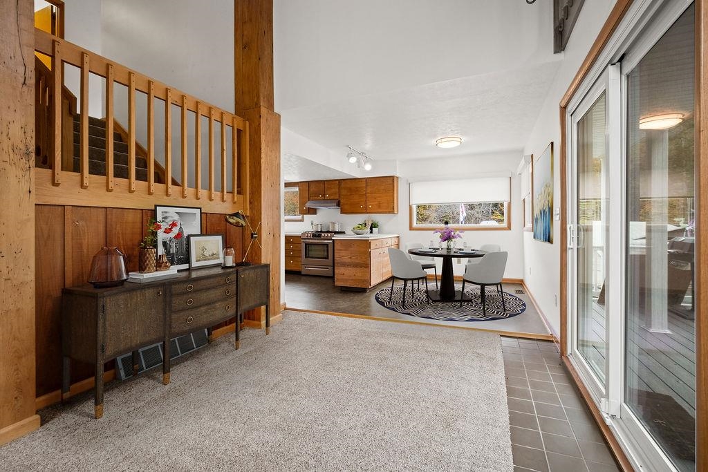 Culloden, West Virginia, 25510, United States, 3 Bedrooms Bedrooms, ,4 BathroomsBathrooms,Residential,Active,1972194