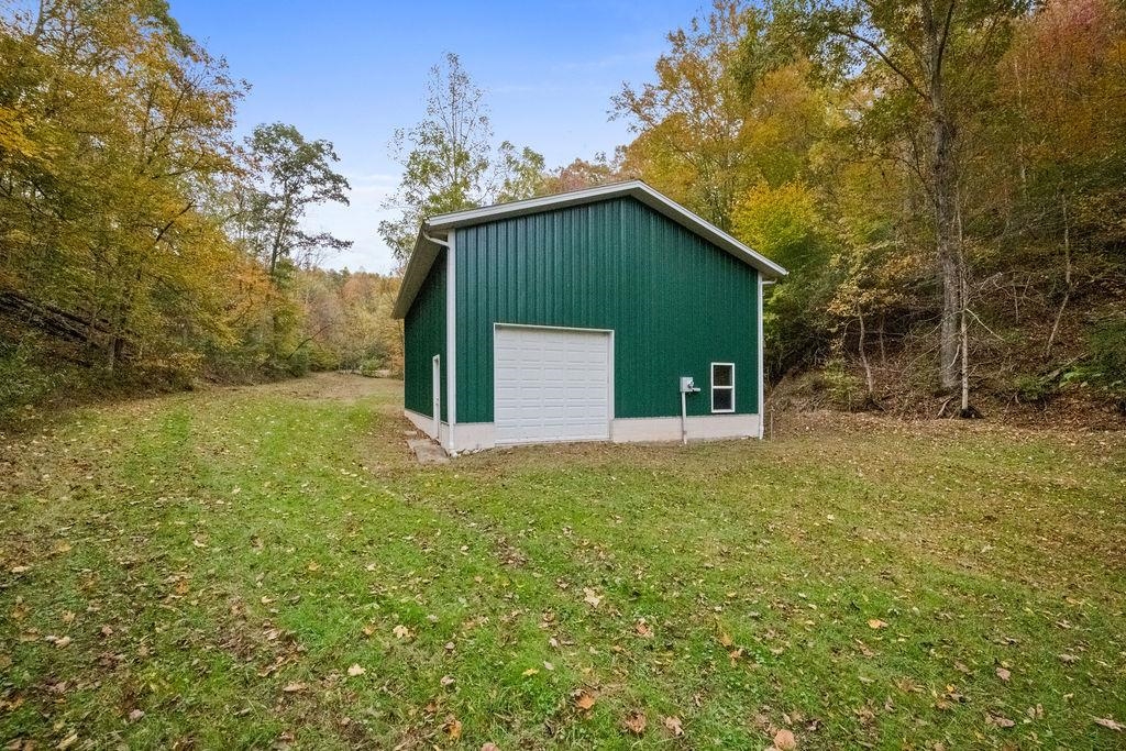 Culloden, West Virginia, 25510, United States, 3 Bedrooms Bedrooms, ,4 BathroomsBathrooms,Residential,Active,1972194