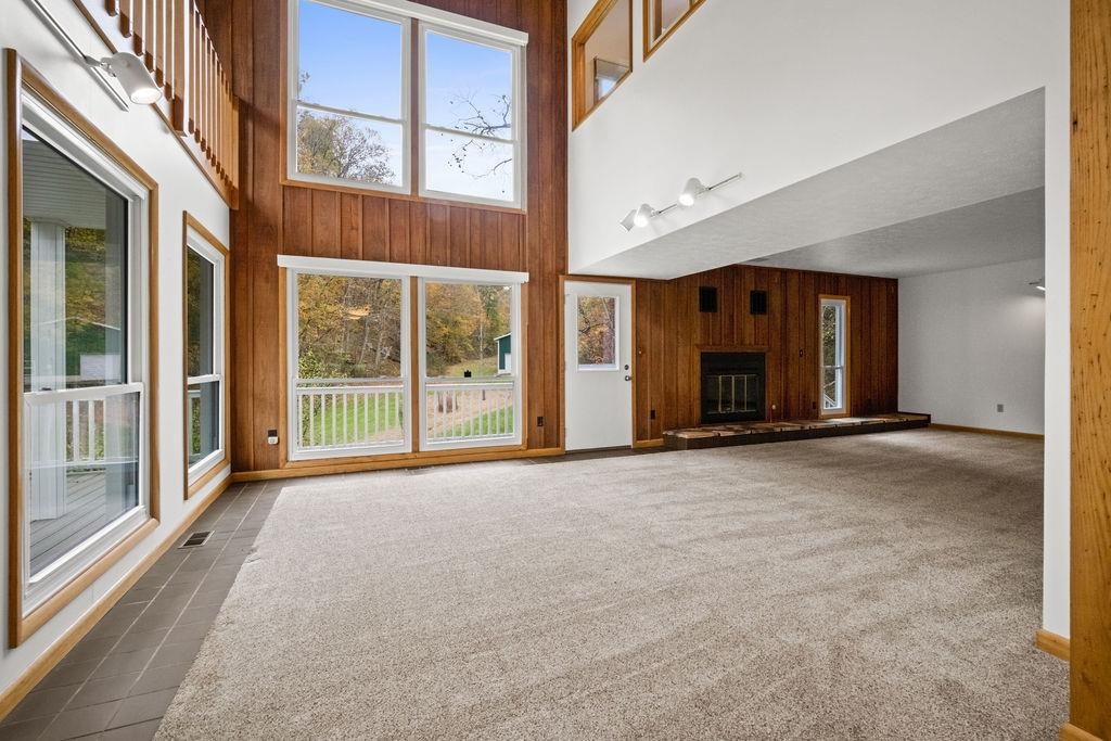 Culloden, West Virginia, 25510, United States, 3 Bedrooms Bedrooms, ,4 BathroomsBathrooms,Residential,Active,1972194