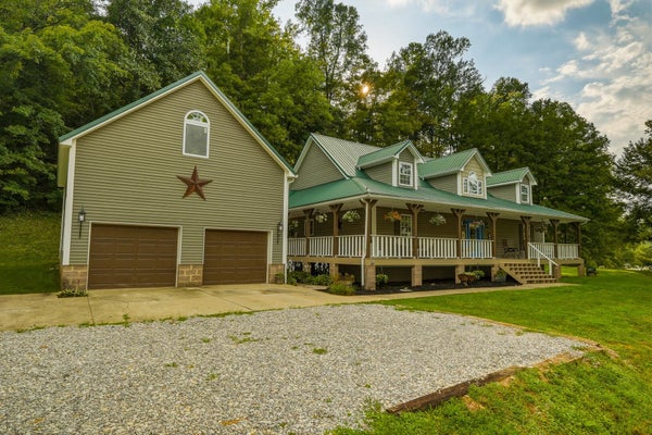 2337 HUTCHINSON BRANCH RD, KENOVA, WV 25530 - Image cd741653fe68caf57c8a0ba087699f8f/3090648419