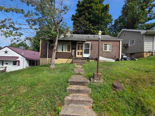 872 HUDSON ST, SAINT ALBANS, WV 25177 - Image d45fe326cc58bf121e4af4e53480fcd0/696017958