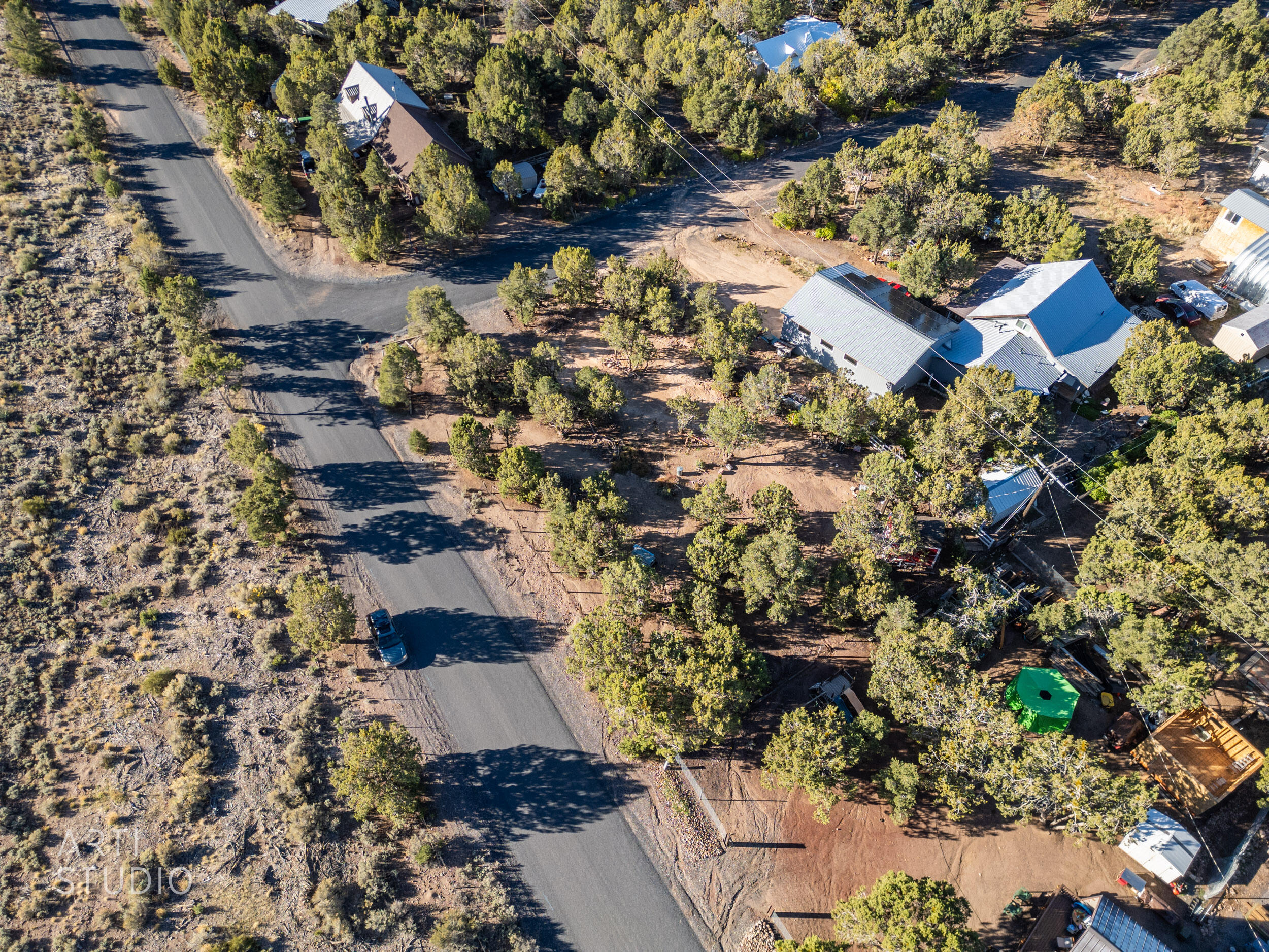 DIXIE DEER ESTATES - Land