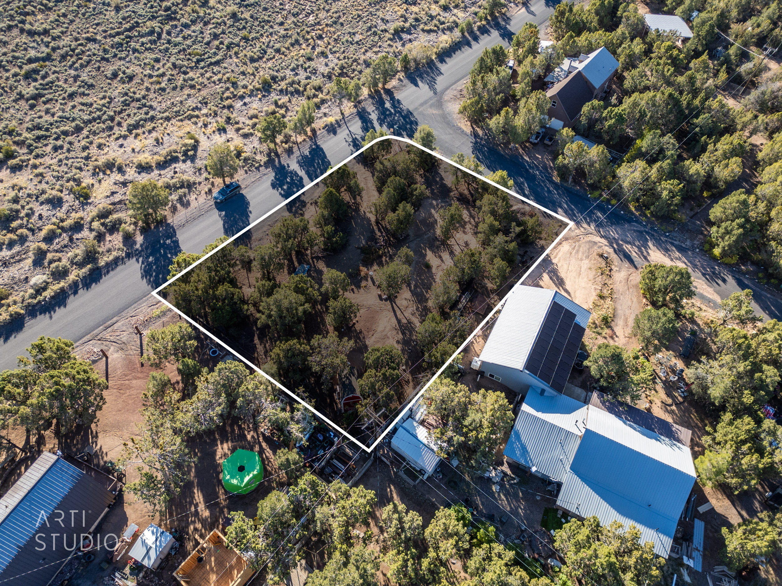 DIXIE DEER ESTATES - Land