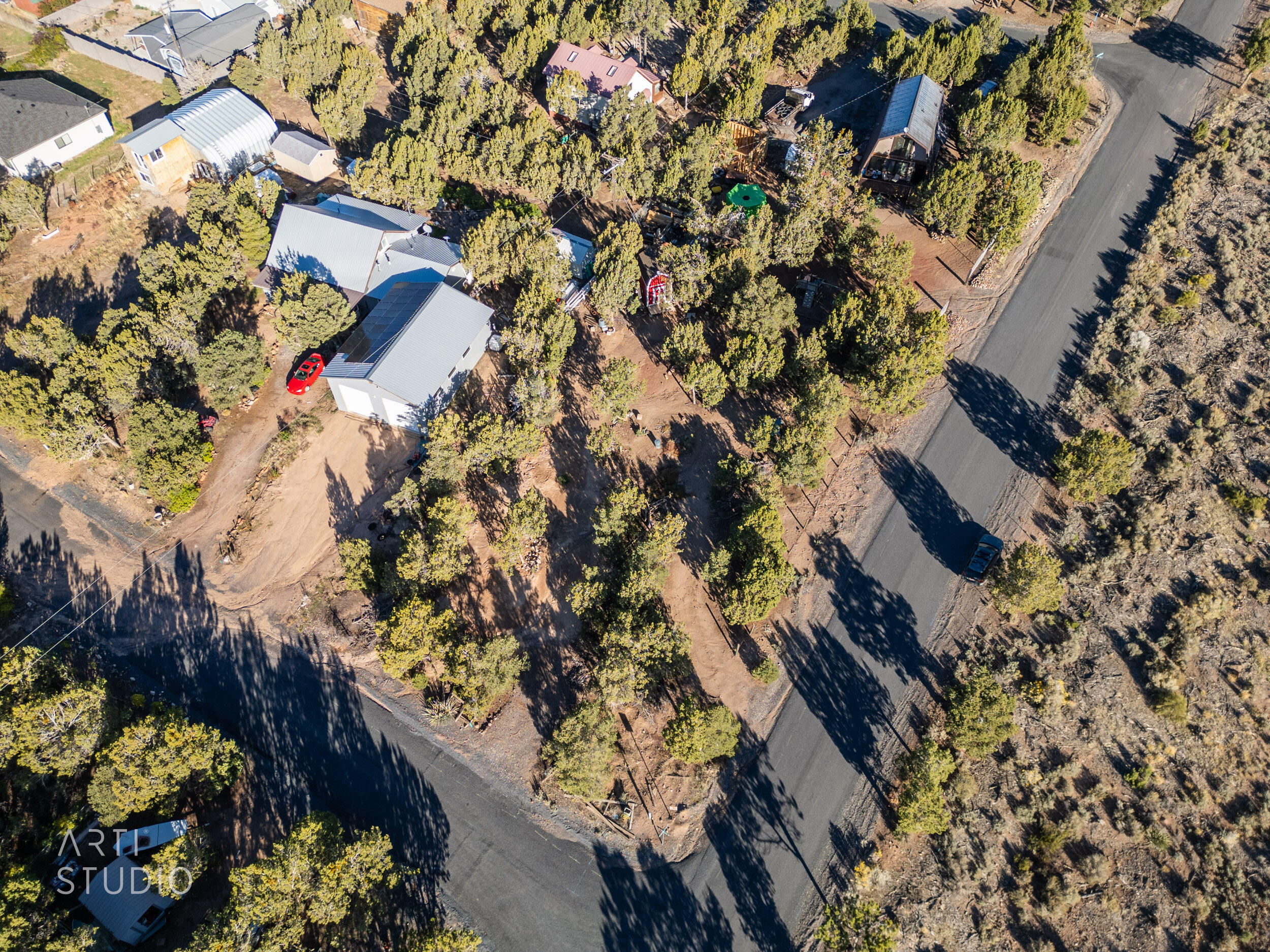 DIXIE DEER ESTATES - Land