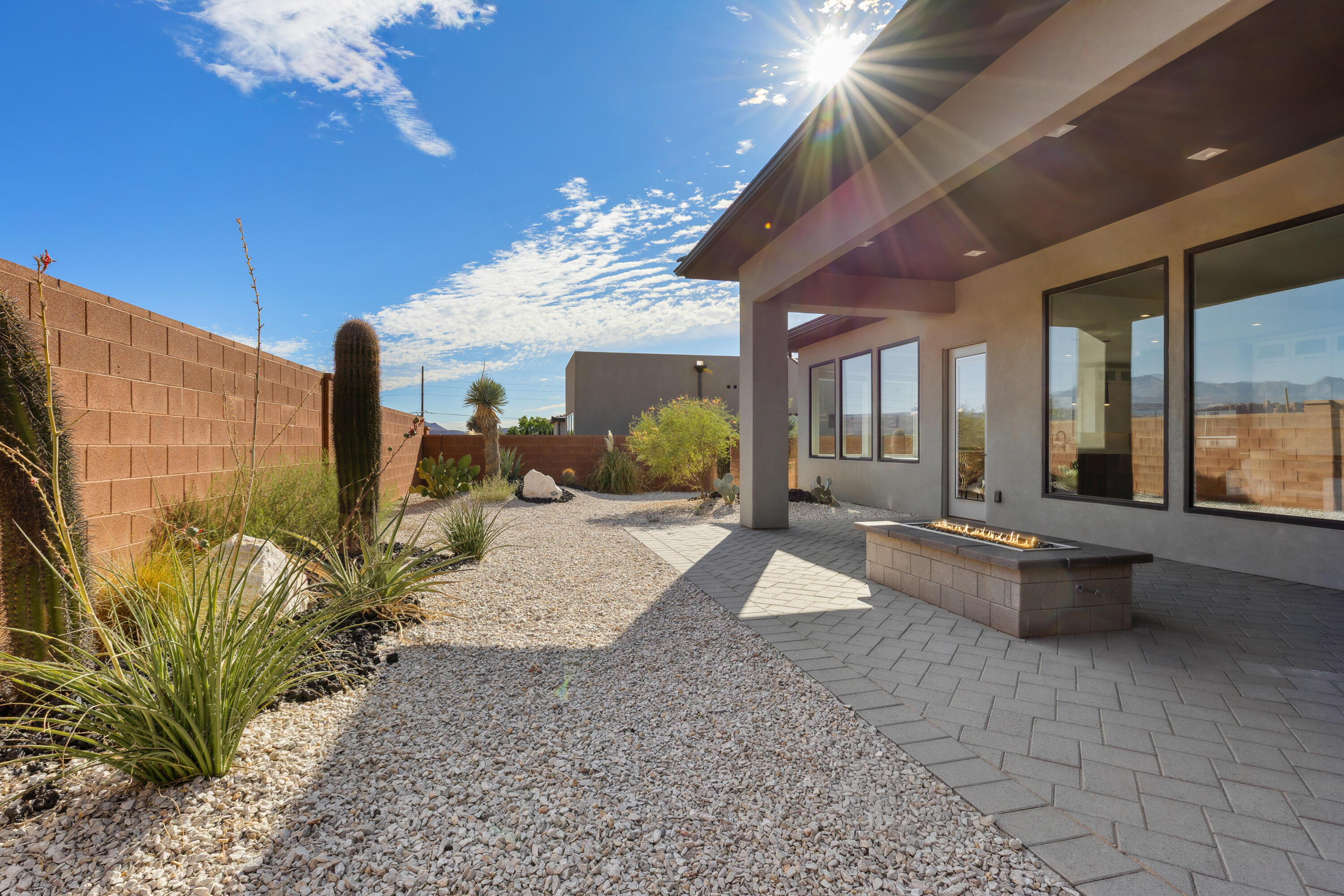 RED MOUNTAIN TERRACE - Residential