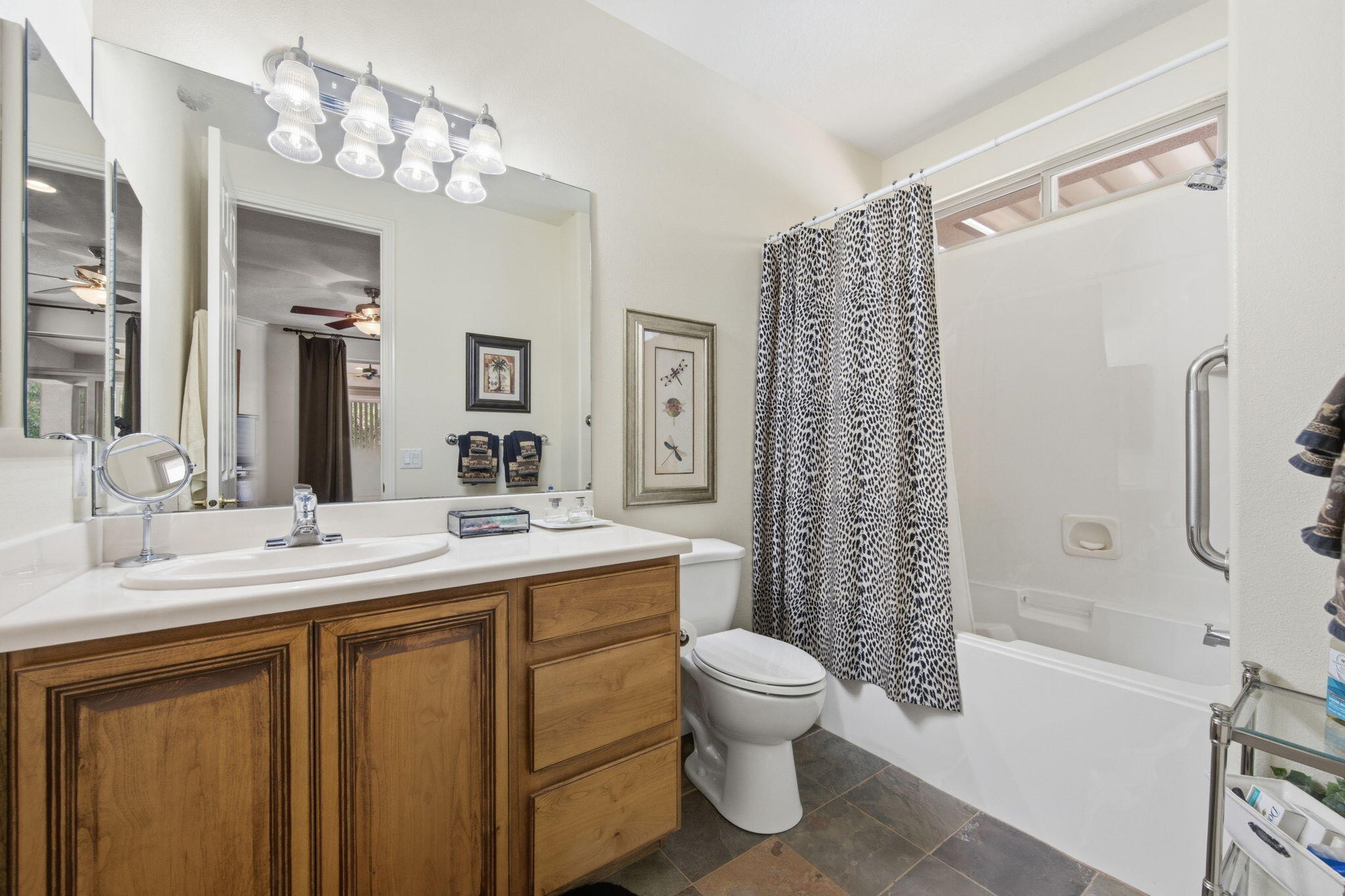 CORAL CANYON - Residential