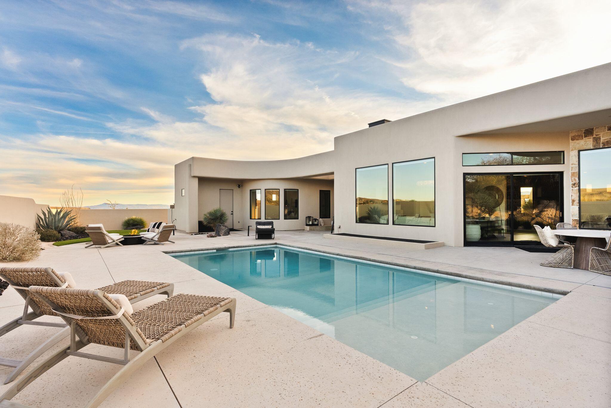 LEDGES OF ST GEORGE - Residential