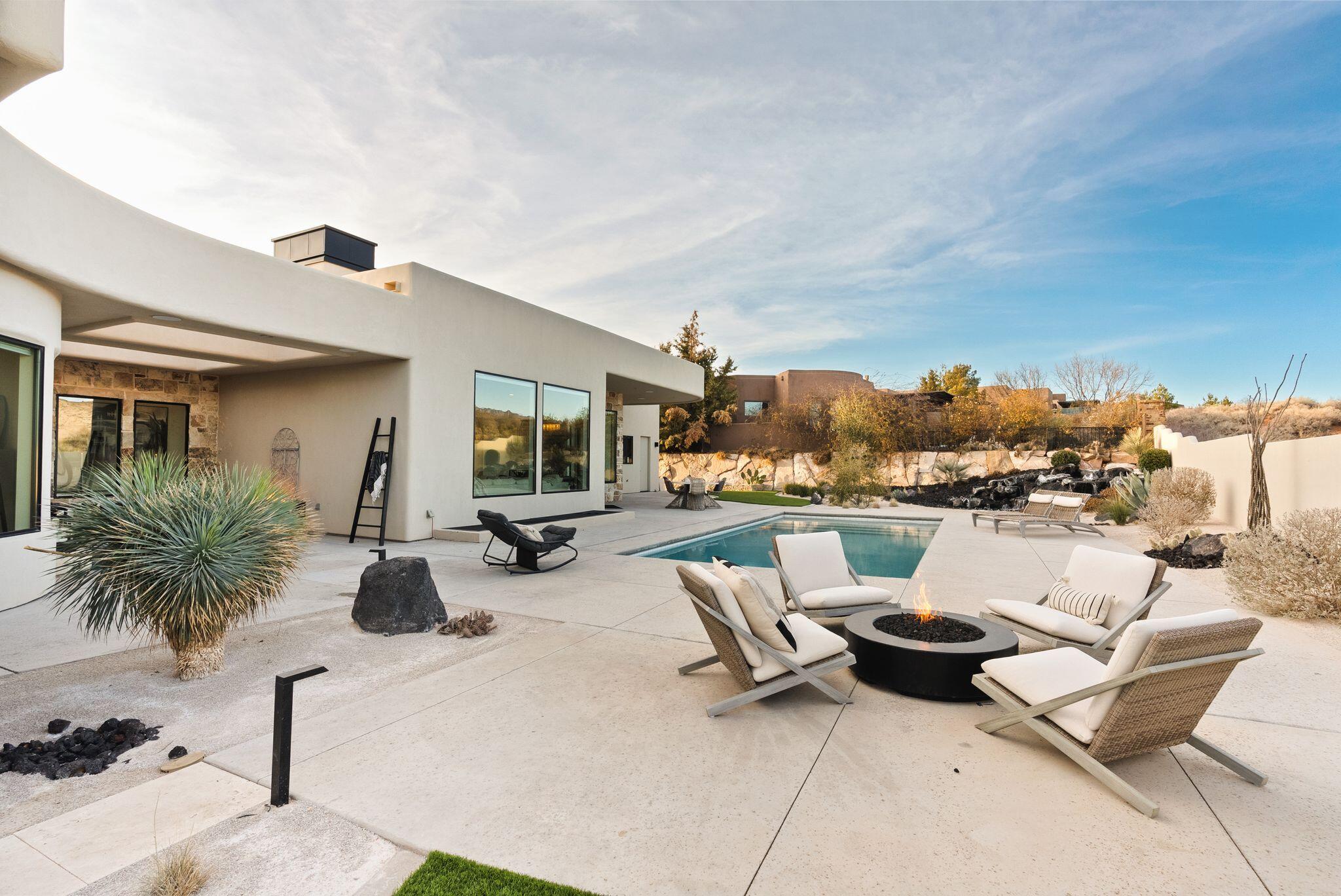 LEDGES OF ST GEORGE - Residential