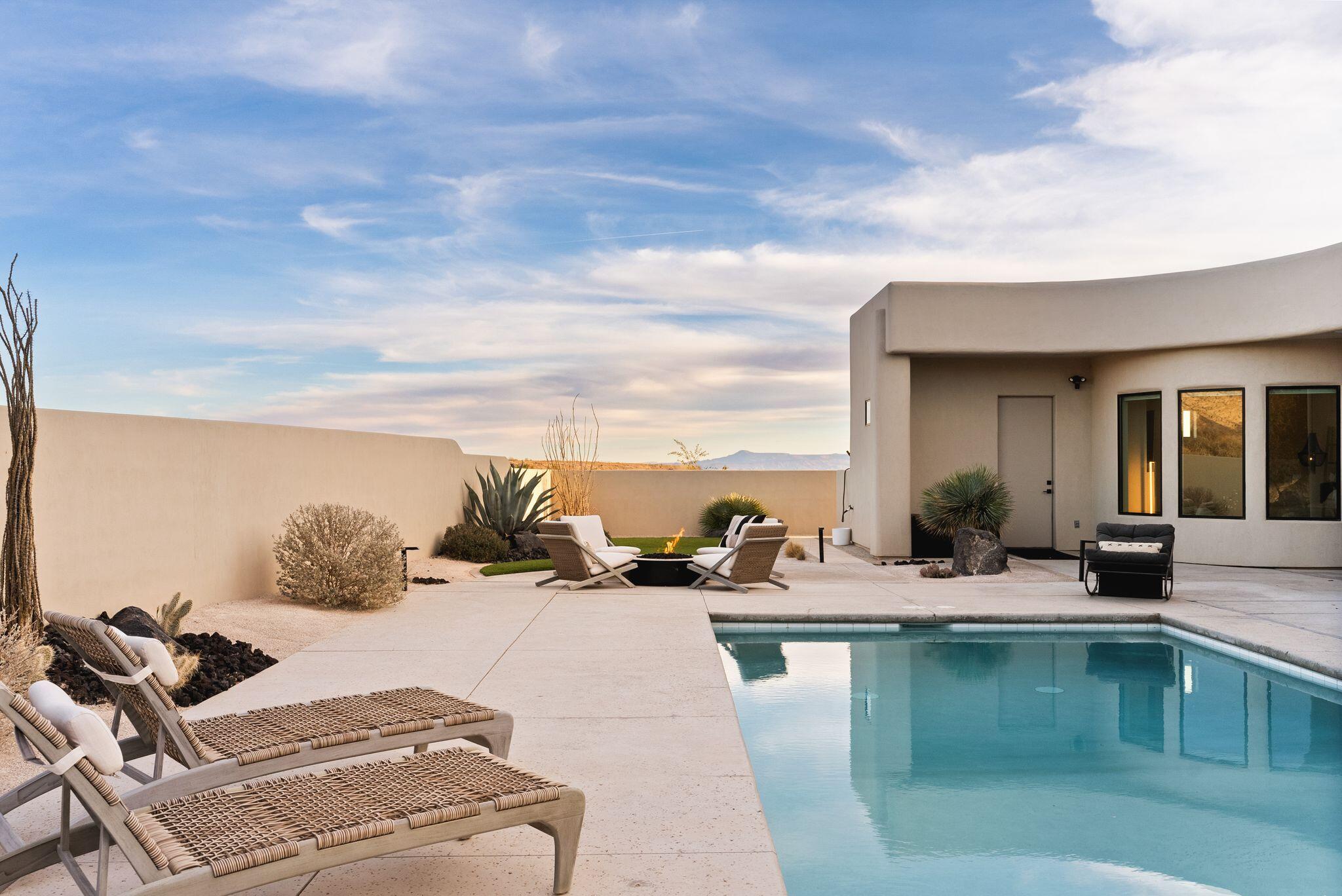 LEDGES OF ST GEORGE - Residential