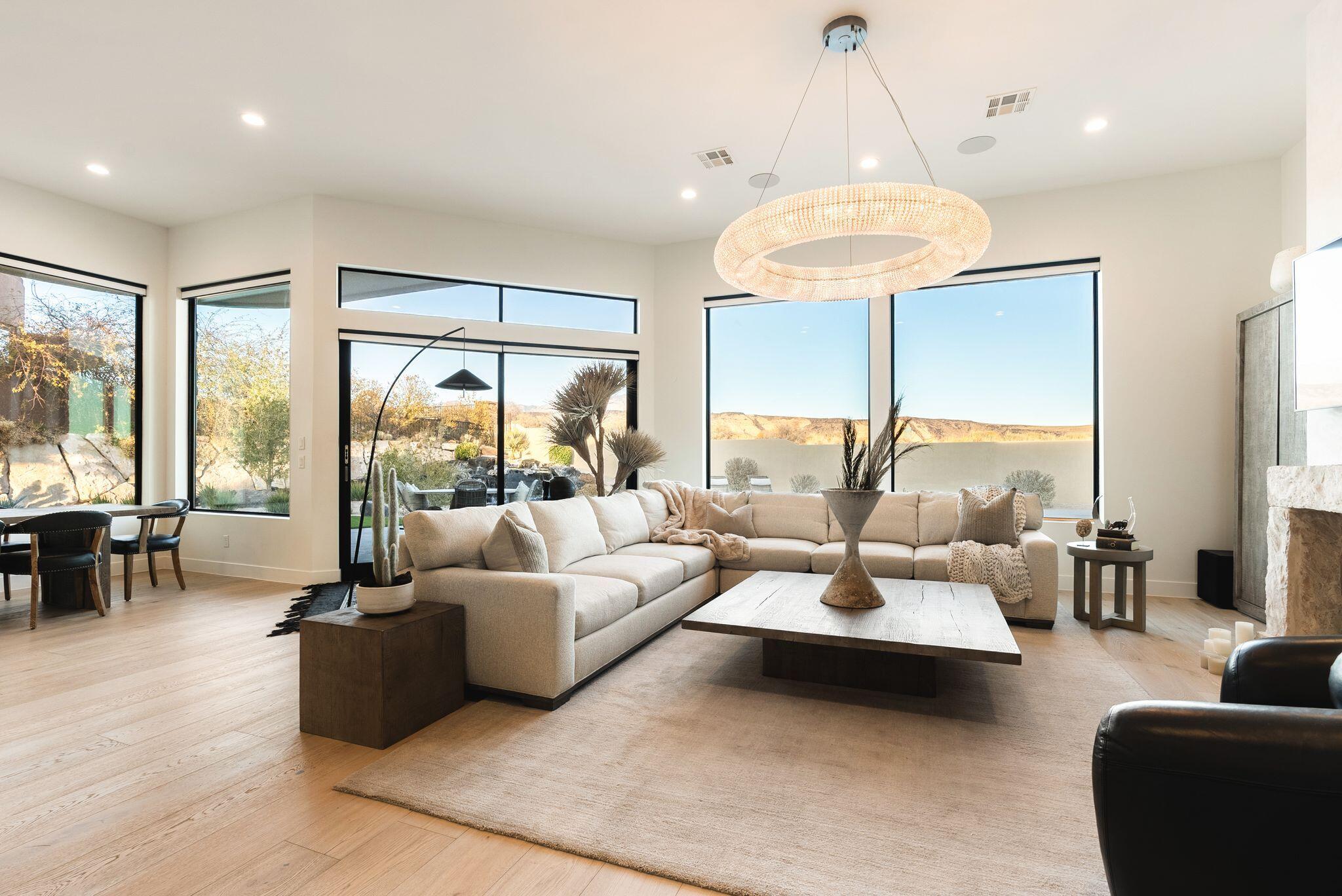 LEDGES OF ST GEORGE - Residential