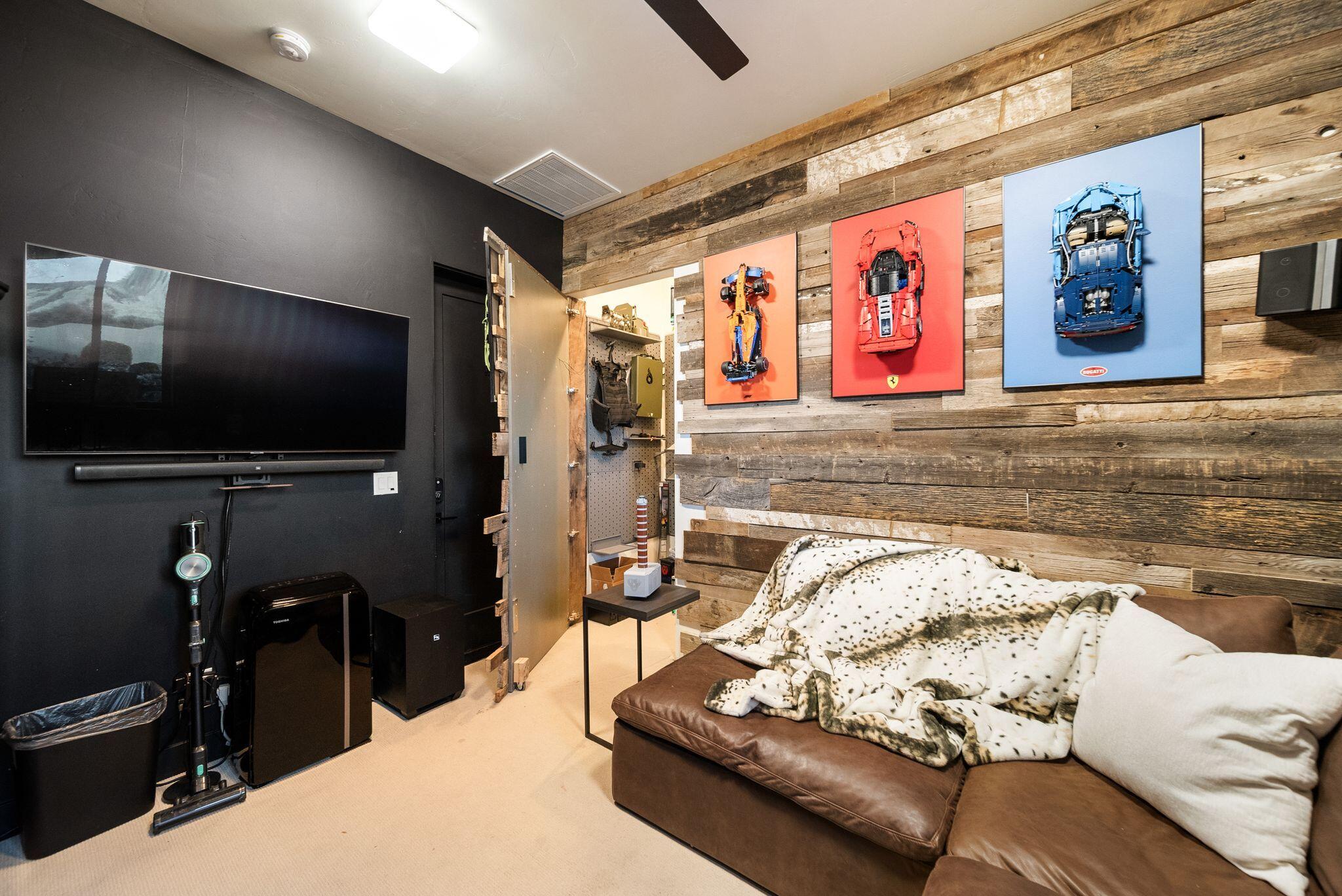 LEDGES OF ST GEORGE - Residential