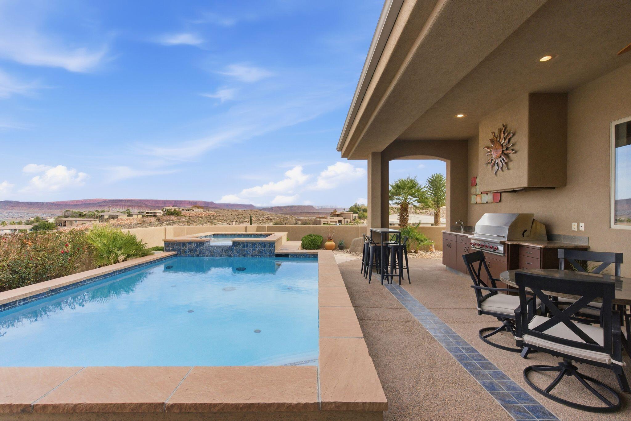 STONE CLIFF - Residential